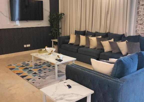 Salalah Ski Chalet | شالية فاخر في روتانا