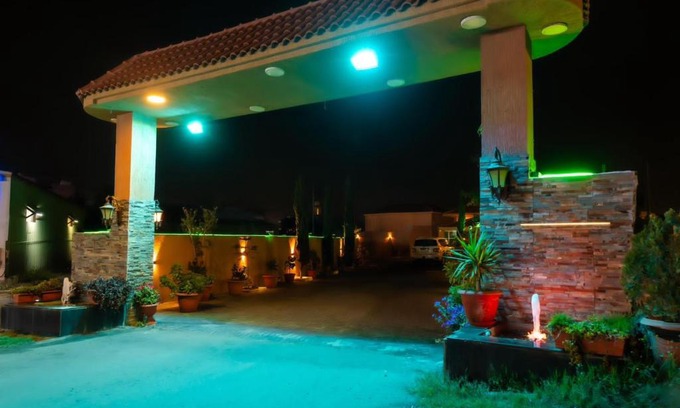 Baljurashi Resort | شاليهات بالي