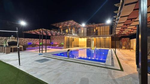 Al Rama Ski Chalet | شاليه هاف مليون