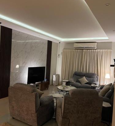 Al Hamra Apartment | شقة مودرن مرتبة الرياض الحمراء