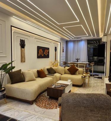 Pyramids Gardens Apartment | للايجار شقه اول ساكن مجهزه بالكامل ثلث غرف نوم اثنين حمام مطبخ مجهز بالكامل تحكم كامل عبر التلفون مكيفه بالكامل For rent Apartment for the first inhabitant a Fully equipped 3 bedrooms 2 bathrooms Fully equipped kitchen Full control via phone