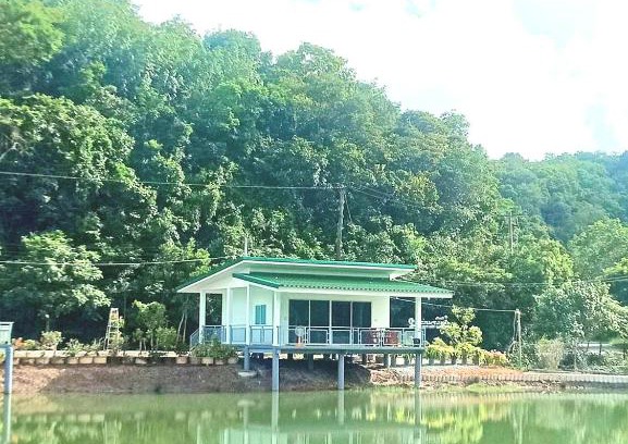 Khlong Khut House | บังกะโลบ้านสวนเอก Bungalow Baan Suan Aek