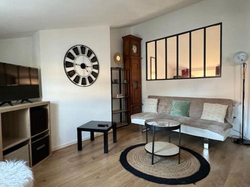 Saintes Apartment | ღ Pertuis - Au cœur de Saintes, Spacieux & Cosy