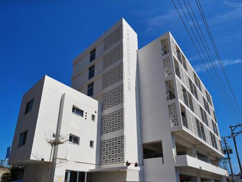 Makiminato Apartment | アルセ琉球ハーバーステイ
