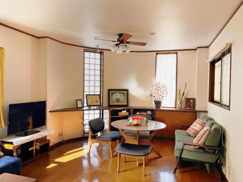 Nakamura Villa | 三木屋Mikiya 名古屋駅徒歩約600m最大9人貸切一棟 広々の132平方 コンビニ徒歩1分