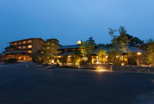 Tonami Hotel | 人肌の宿 川金