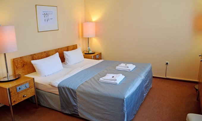 Lobbe House | 01 Double Room B - The small hotel and apartments on Mönchgut!