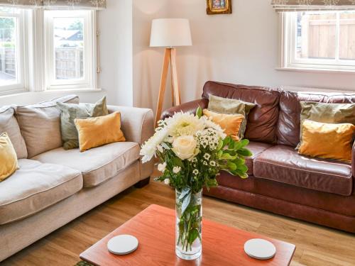 Horstead House | 1 Alexandra Villa