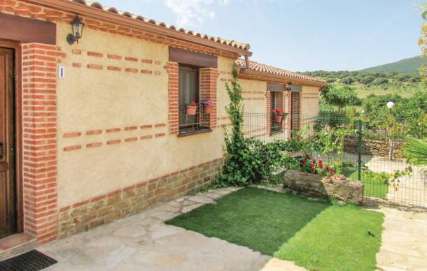 Aldeanueva de la Sierra House | 1 bedroom accommodation in Aldeanue. de la Sierra