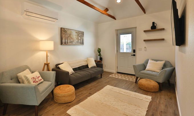 Yuba City Apartment | 1 Bed/1 Bath Yuba's Parkview ADU
