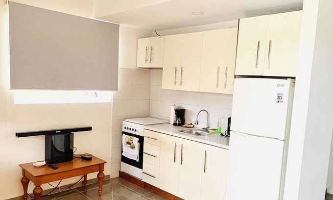 Shaba Apartment | 1-bed Self Contained Apartment in Noord With Pool