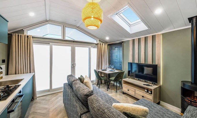 Snainton Ski Chalet | 1 bedroom accommodation in Snainton Luxury Lodges