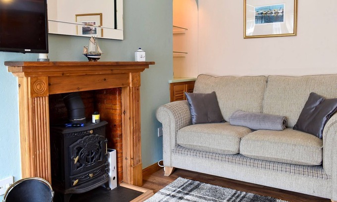 Lossiemouth Cottage | 1 bedroom accommodation in Lossiemouth