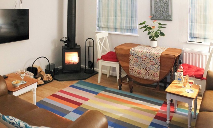 Westleigh Cottage | 1 bedroom accommodation in Westward Ho!, near Bideford