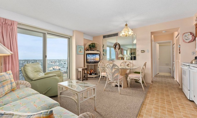 North End Condo | 1 bedroom accommodation in Ocean City