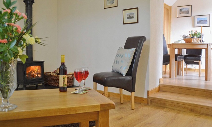 Lamphey Cottage | 1 bedroom accommodation in Lamphey, near Tenby