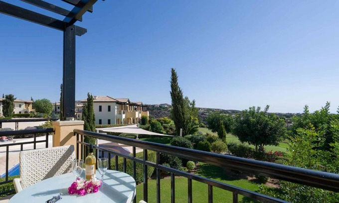 Aphrodite Hills Apartment | 1 bedroom Apartment Nesoi with sea and golf views, Aphrodite Hills Resort