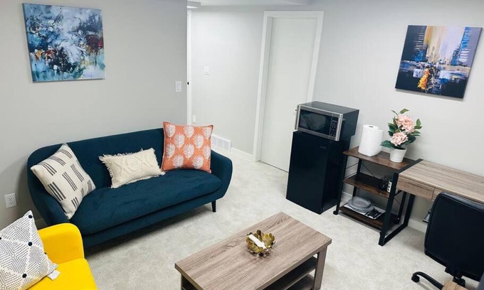 Transcona House | 1 Bedroom modern basement suite with private entrance