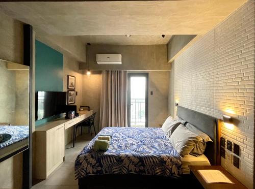 Kaunlaran Apartment | 1-BR Condo with Wifi, PS4 & Netflix