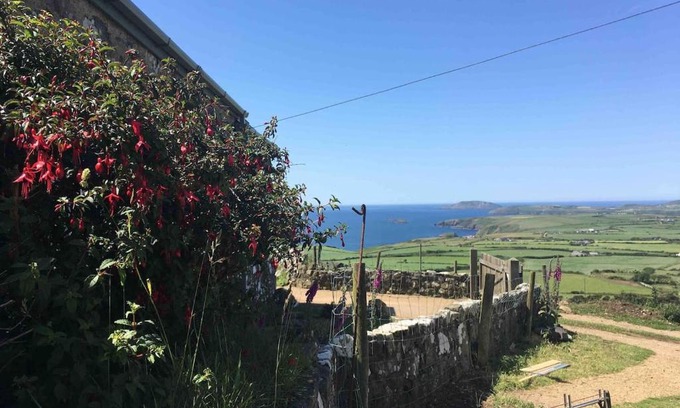 Mynytho House | 1 Bryn Tirion Uchaf