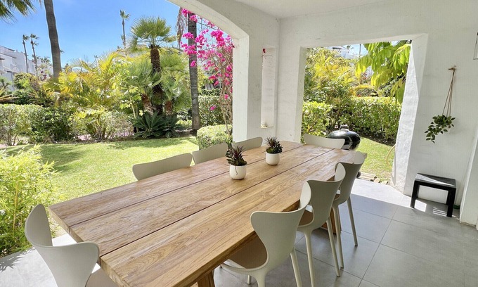 New Golden Mile Ski Chalet | 1 - House near the sea in Costalita