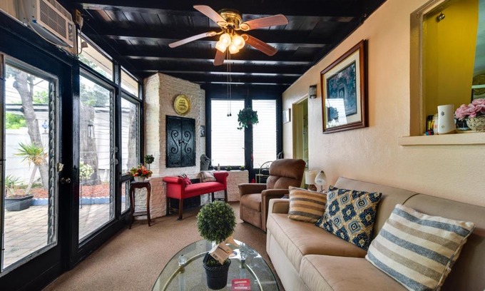Redington Beach House | 1 Mi to Madeira Beach Getaway with Patio and Grill