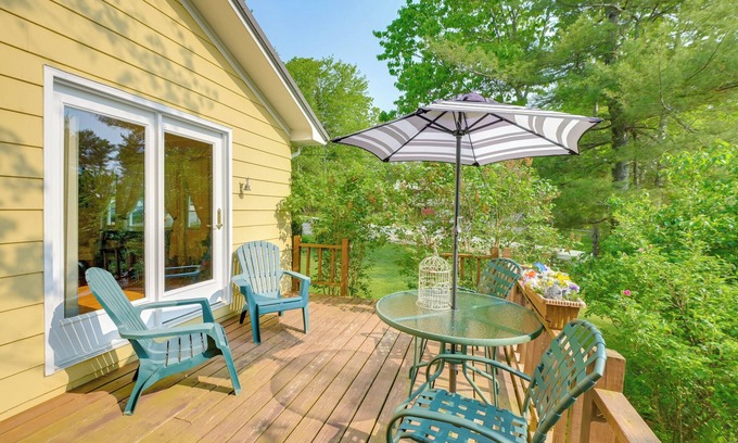 Ellsworth House | 1 Mi to Main St: Charming Elsworth Home w/Yard!