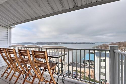 Osage Beach Apartment | 1 Mi to Shops and Dining Idyllic Lakeside Getaway!