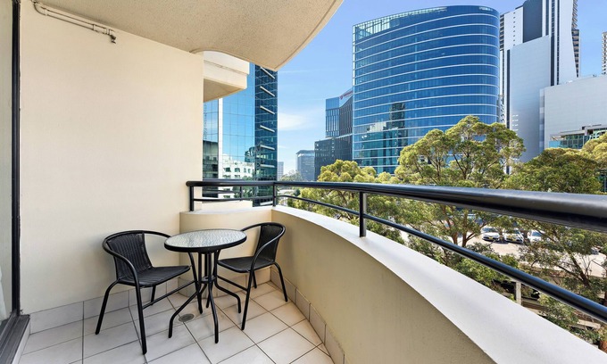 Parramatta Apartment | 1 Valentine Ave