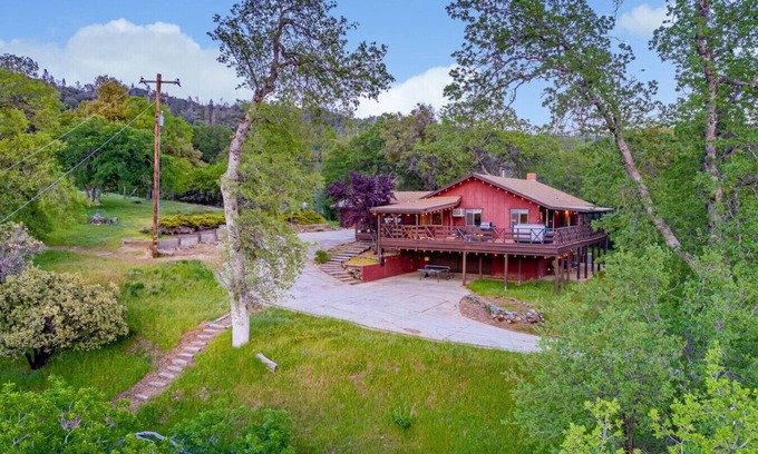 Oakhurst Villa | 10-acre Forest Villa, 20 miles from Yosemite South