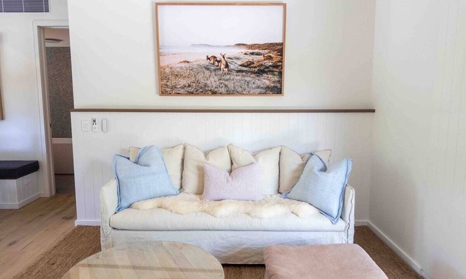 Suffolk Park House | #10 *BRAND NEW* Luxury Cabin Steps from Tallows Beach