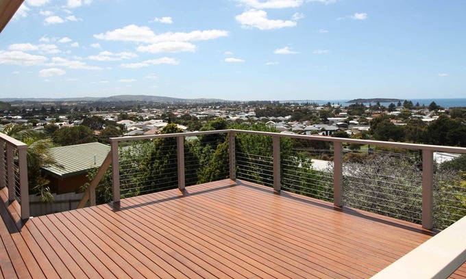 Encounter Bay House | 10 Clive Ave - Waterviews