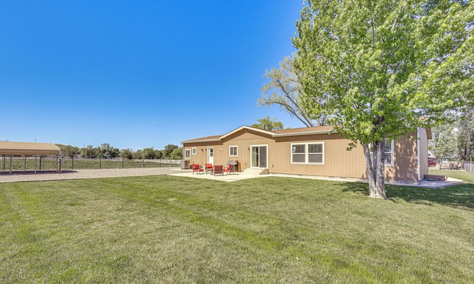 Aztec House | 10 Mi to Aztec Ruins: Family Home w/Large Yard!