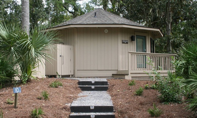 Night Heron Villa | 10 Night Heron - 1 Bedroom Villa with Sunny on site Pool. Easy Walk to Beach!