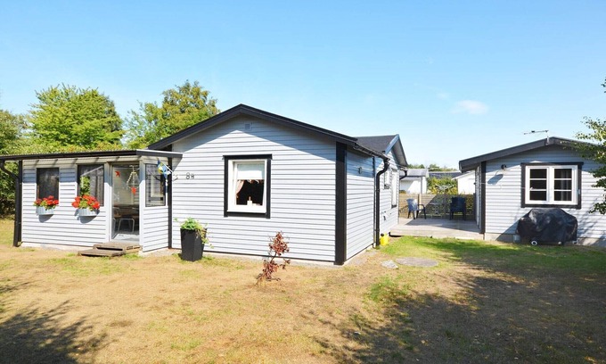 Skummesloevsstrand House | 10 person holiday home in Skummeslövsstrand