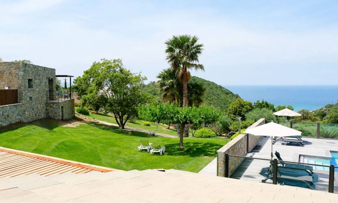 Farinole House | 100 m² House ∙ 2 bedrooms ∙ 4 guests
