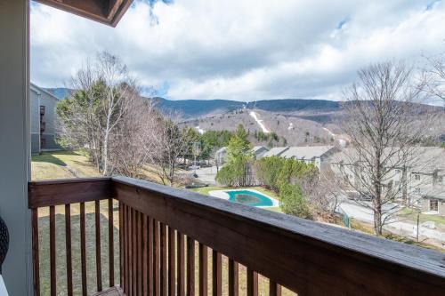 Warren Apartment | 100 Snow Creek condo