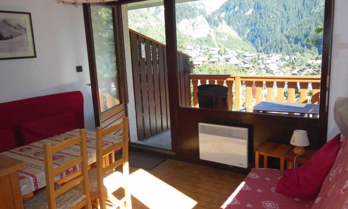 Champagny-en-Vanoise Apartment | 100m from resort center, 1st floor, view mountain, balcony, tv, ski locker, 23m²
