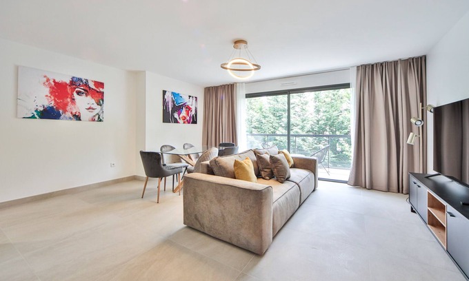 La Varenne Saint-Hilaire Apartment | 102 71 Blue Nights Appartement Appartement de Luxe