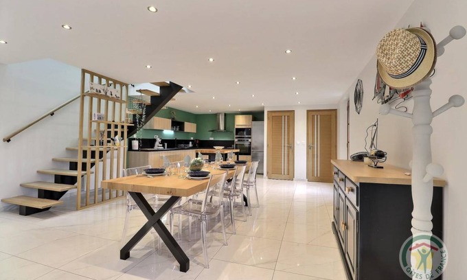 Saint-Suliac House | 105 m² Gîte ∙ 3 bedrooms ∙ 6 guests