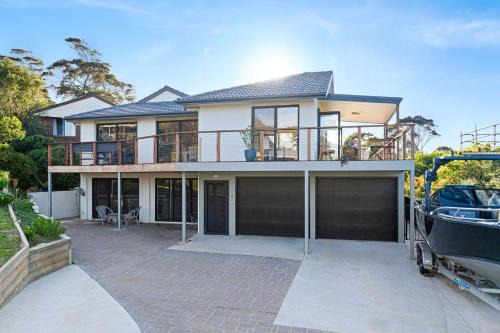 North Narooma House | 11 Warbler Crescent