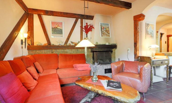 Zermatt City Centre Apartment | 110 m² Apartment ∙ 3 bedrooms ∙ 6 guests