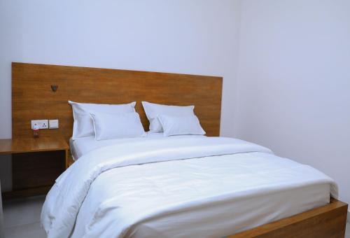 Remera Hotel | 111 lodge
