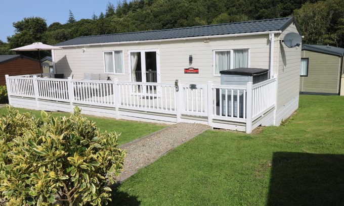 Felinfach House | 116 Woodpecker Lodge