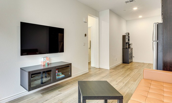 Mission Hills Condo | 12 Mi to Lake Mead: Serene Henderson Hideaway!