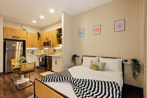 North Burnet Apartment | 12min Downtown, 6min Domain with Pool and Free Parking