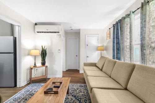 Norwood House | 12th Ave The Bricks - Unit 3