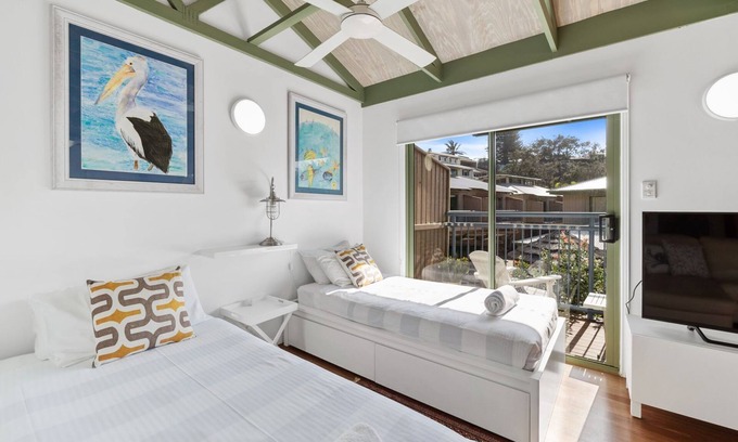 Point Lookout Apartment | 13 Pt Lookout Beach Resort by Discover Stradbroke