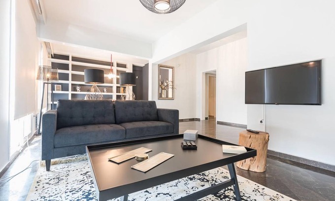 Neos Kosmos Apartment | 135 m² Apartment ∙ 4 bedrooms ∙ 8 guests