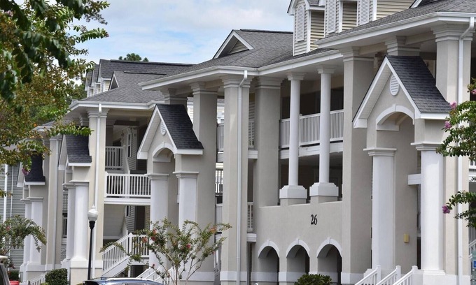 Calabash Condo | 1408m 1 Bedroom Condo by RedAwning